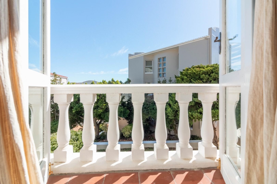 To Let 2 Bedroom Property for Rent in Devils Peak Western Cape